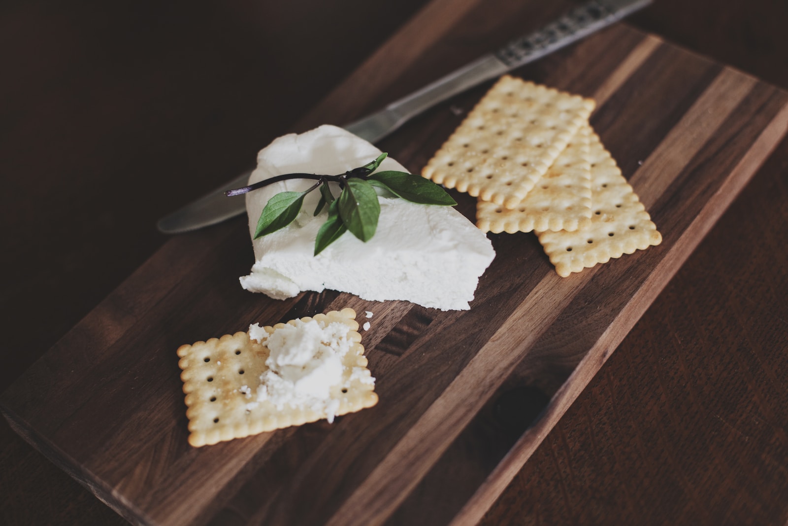 cream cheese with crackers