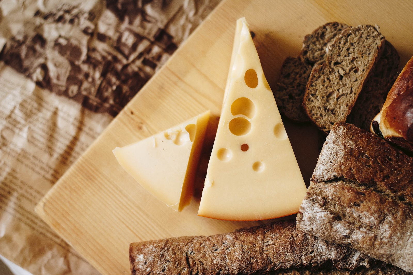 13 Best Substitutes For Emmental Cheese